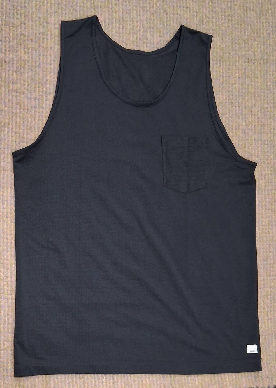 Mens medium vuori running shirt tank gray sleevless breathable
